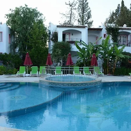 Nergiz Otel 3*